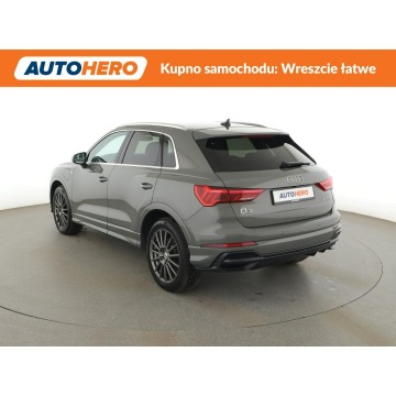 Audi Q3  SUV 2021,  1.4 hybryda, automat - Na sprzedaż za 83 800 zł - Warszawa - zdjęcie 4