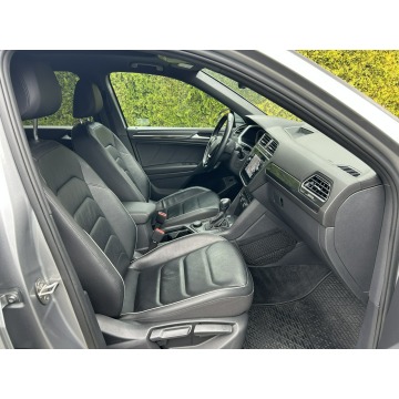 Volkswagen Tiguan Allspace  SUV 2019,  2.0 benzyna, automat - Na sprzedaż za 109 800 zł - Tarnów - zdjęcie 7