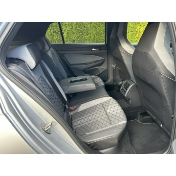 Volkswagen Golf  Hatchback 2021,  1.5 benzyna, automat - Na sprzedaż za 88 900 zł - Tarnów - zdjęcie 8