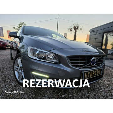 Volvo V60 2015,  2.4 hybryda, automat - Na sprzedaż za 35 999 zł - Nowe Sójki - zdjęcie 1