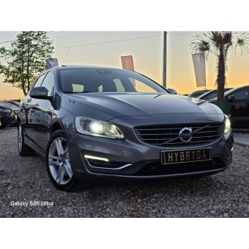 Volvo V60 2015,  2.4 hybryda, automat - Na sprzedaż za 35 999 zł - Nowe Sójki - zdjęcie 4