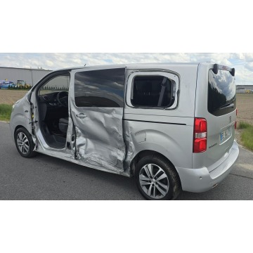 Peugeot Traveller  Minivan/Van 2016,  2.0 diesel - Na sprzedaż za 49 999 zł - Pleszew - zdjęcie 7