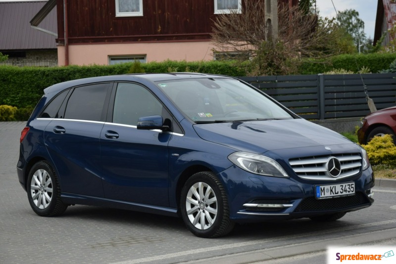 Mercedes - Benz B-klasa  Hatchback 2012,  1.6 benzyna - Na sprzedaż za 30 900 zł - Majdan Sieniawski