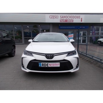 Toyota Corolla  Sedan/Limuzyna 2022 benzyna - Na sprzedaż za 66 700 zł - Dębica - zdjęcie 1