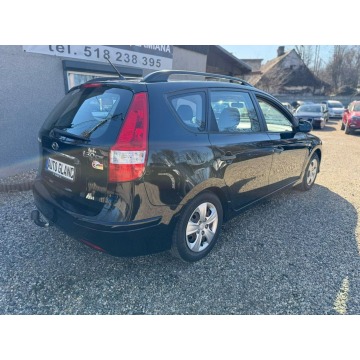 Hyundai i30 2011,  1.4 benzyna - Na sprzedaż za 11 999 zł - Ruda Śląska - zdjęcie 3