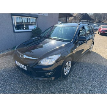 Hyundai i30 2011,  1.4 benzyna - Na sprzedaż za 11 999 zł - Ruda Śląska - zdjęcie 8