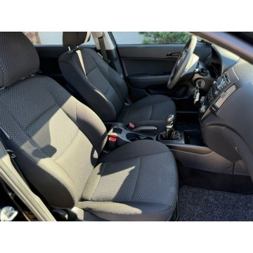 Hyundai i30 2011,  1.4 benzyna - Na sprzedaż za 11 999 zł - Ruda Śląska - zdjęcie 9