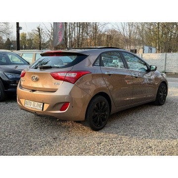 Hyundai i30  Liftback 2014,  1.6 benzyna - Na sprzedaż za 29 900 zł - Ruda Śląska - zdjęcie 4