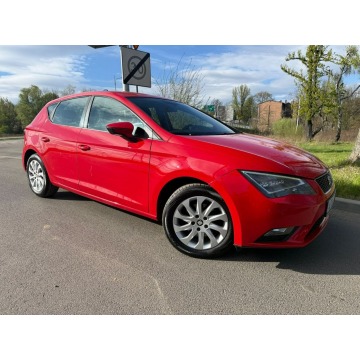Seat Leon  Liftback 2013,  1.6 diesel - Na sprzedaż za 28 900 zł - Ruda Śląska - zdjęcie 2