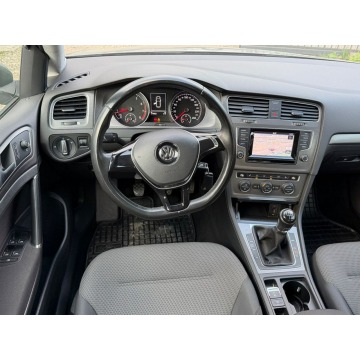 Volkswagen Golf  Liftback 2013,  1.2 benzyna - Na sprzedaż za 27 900 zł - Ruda Śląska - zdjęcie 7