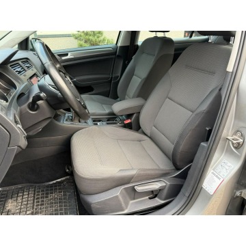 Volkswagen Golf  Liftback 2013,  1.2 benzyna - Na sprzedaż za 27 900 zł - Ruda Śląska - zdjęcie 9