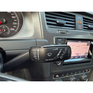 Volkswagen Golf  Liftback 2013,  1.2 benzyna - Na sprzedaż za 27 900 zł - Ruda Śląska - zdjęcie 11