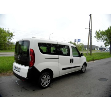 Fiat Doblo 2018,  1.2 diesel - Na sprzedaż za 29 900 zł - Łódź - zdjęcie 2