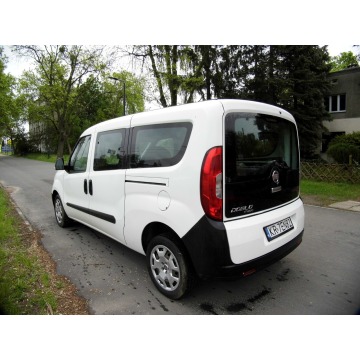 Fiat Doblo 2018,  1.2 diesel - Na sprzedaż za 29 900 zł - Łódź - zdjęcie 5