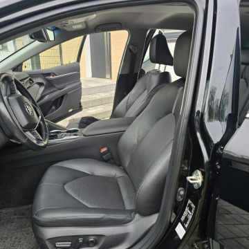Toyota Camry  Sedan/Limuzyna 2023,  2.5 hybryda, automat - Na sprzedaż za 141 900 zł - Szczecinek - zdjęcie 12