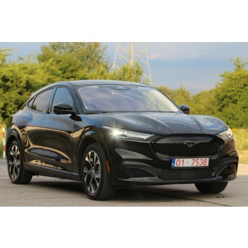 Ford Mustang  SUV 2021 elektryczny, automat - Na sprzedaż za 102 999 zł - Nysa - zdjęcie 2
