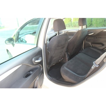 Fiat Punto Evo  Hatchback 2012,  1.2 diesel - Na sprzedaż za 11 299 zł - Nysa - zdjęcie 11