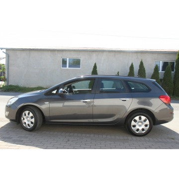 Opel Astra  Kombi 2011,  1.7 diesel - Na sprzedaż za 12 399 zł - Nysa - zdjęcie 8