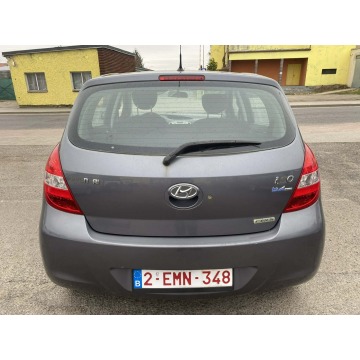 Hyundai i20  Hatchback 2010,  1.4 benzyna - Na sprzedaż za 12 699 zł - Nysa - zdjęcie 4