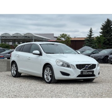 Volvo V60  Kombi 2011,  1.6 benzyna, automat - Na sprzedaż za 28 500 zł - Michałowice-Wieś - zdjęcie 2