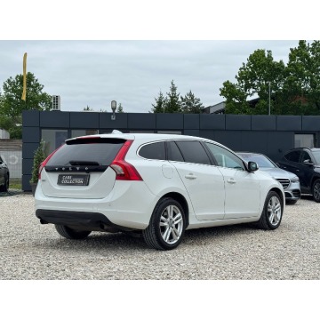Volvo V60  Kombi 2011,  1.6 benzyna, automat - Na sprzedaż za 28 500 zł - Michałowice-Wieś - zdjęcie 4