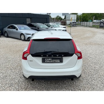 Volvo V60  Kombi 2011,  1.6 benzyna, automat - Na sprzedaż za 28 500 zł - Michałowice-Wieś - zdjęcie 5