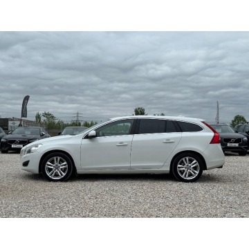 Volvo V60  Kombi 2011,  1.6 benzyna, automat - Na sprzedaż za 28 500 zł - Michałowice-Wieś - zdjęcie 7