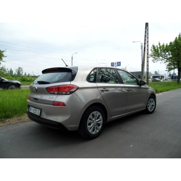 Hyundai i30  Hatchback 2019,  1.4 benzyna - Na sprzedaż za 43 900 zł - Łódź - zdjęcie 3