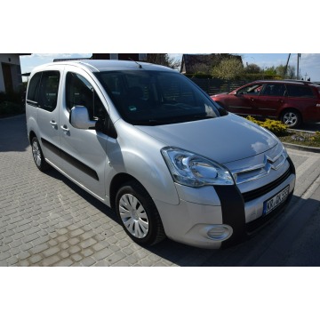 Citroen Berlingo  Minivan/Van 2011,  1.6 diesel - Na sprzedaż za 19 400 zł - Majdan Sieniawski - zdjęcie 5