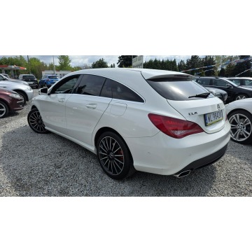 Mercedes - Benz CLA-klasa 2015,  1.6 benzyna - Na sprzedaż za 49 900 zł - Świdnica - zdjęcie 12