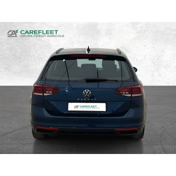 Volkswagen Passat  Kombi 2023,  2.0 diesel, automat - Na sprzedaż za 75 500 zł - Warszawa - zdjęcie 6
