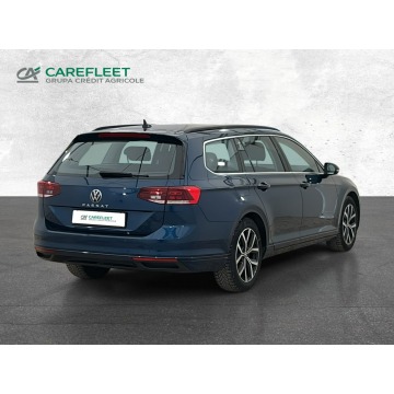 Volkswagen Passat  Kombi 2023,  2.0 diesel, automat - Na sprzedaż za 75 500 zł - Warszawa - zdjęcie 5