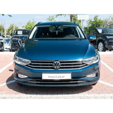 Volkswagen Passat  Kombi 2023,  2.0 diesel, automat - Na sprzedaż za 72 840 zł - Gdynia - zdjęcie 7