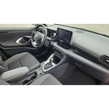 Toyota Yaris  Hatchback 2023,  1.5 hybryda, automat - Na sprzedaż za 77 900 zł - Warszawa - zdjęcie 4