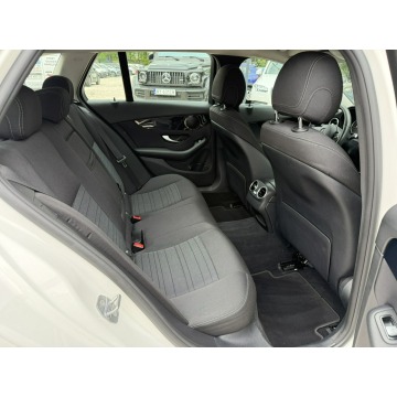 Mercedes - Benz C-klasa  Kombi 2018,  2.0 diesel, automat - Na sprzedaż za 79 900 zł - Pęcice - zdjęcie 6