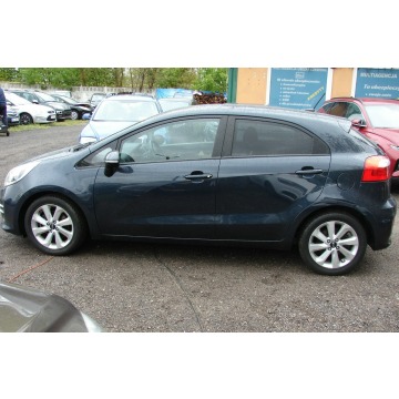 Kia Rio  Hatchback 2015,  1.4 benzyna - Na sprzedaż za 29 900 zł - Piła - zdjęcie 5