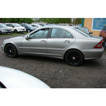 Mercedes - Benz C-klasa  Sedan/Limuzyna 2006,  2.2 diesel - Na sprzedaż za 17 900 zł - Piła - zdjęcie 5