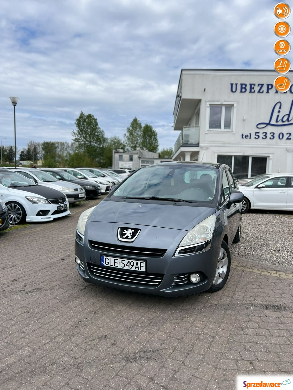 Peugeot 5008 2012