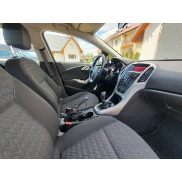 Opel Astra  Hatchback 2013,  1.6 benzyna - Na sprzedaż za 20 600 zł - Harklowa - zdjęcie 11