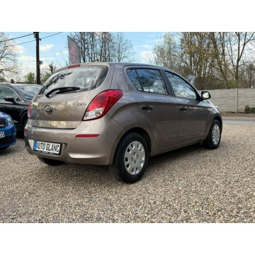 Hyundai i20  Liftback 2013,  1.2 benzyna - Na sprzedaż za 20 900 zł - Ruda Śląska - zdjęcie 6