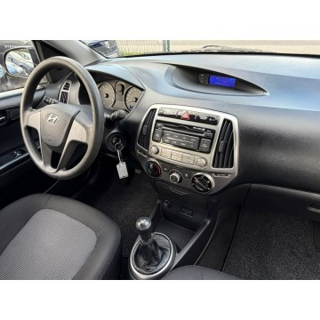 Hyundai i20  Liftback 2013,  1.2 benzyna - Na sprzedaż za 20 900 zł - Ruda Śląska - zdjęcie 9