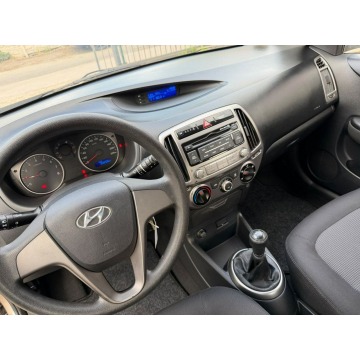 Hyundai i20  Liftback 2013,  1.2 benzyna - Na sprzedaż za 20 900 zł - Ruda Śląska - zdjęcie 10