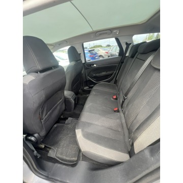Peugeot 308 2019,  1.6 diesel - Na sprzedaż za 27 900 zł - Słupsk - zdjęcie 6