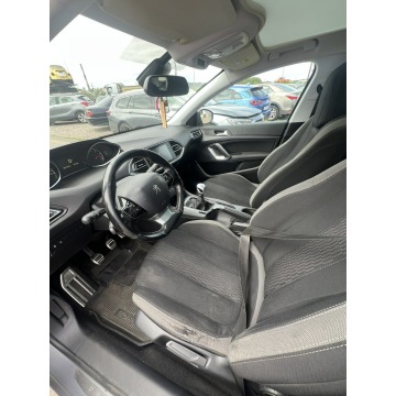 Peugeot 308 2019,  1.6 diesel - Na sprzedaż za 27 900 zł - Słupsk - zdjęcie 12