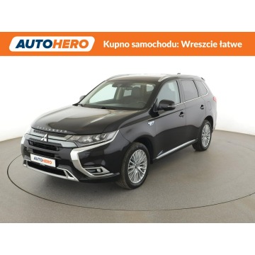Mitsubishi Outlander - PHEV automat 4x4 grzane fotele navi tempomat