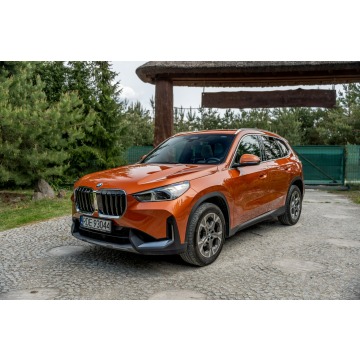 BMW X1  SUV 2022,  2.0 benzyna, automat - Na sprzedaż za 127 777 zł - Ropczyce - zdjęcie 12