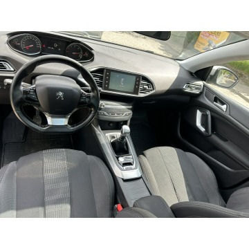 Peugeot 308  Kombi 2015,  1.6 diesel - Na sprzedaż za 23 800 zł - Wejherowo - zdjęcie 11