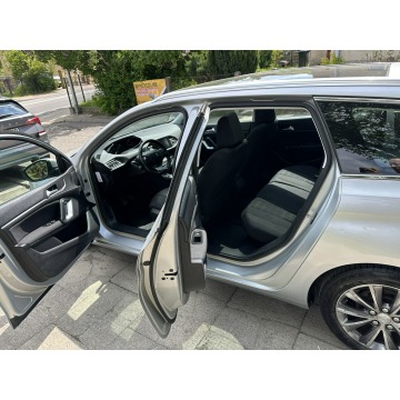 Peugeot 308  Kombi 2015,  1.6 diesel - Na sprzedaż za 23 800 zł - Wejherowo - zdjęcie 12