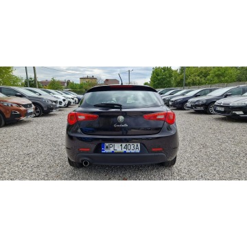 Alfa Romeo Giulietta  Hatchback 2013,  1.6 diesel - Na sprzedaż za 22 900 zł - Płock - zdjęcie 9