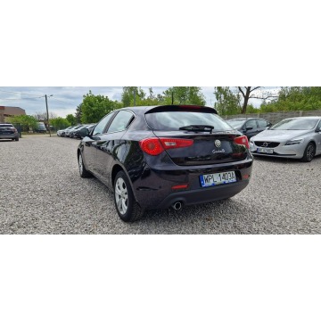 Alfa Romeo Giulietta  Hatchback 2013,  1.6 diesel - Na sprzedaż za 22 900 zł - Płock - zdjęcie 8